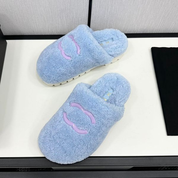 

Designer Ladies Wool Slippers Winter Indoor Soft Plush Flat Casual Shoes Outdoor Slide Beach Shoes, White
