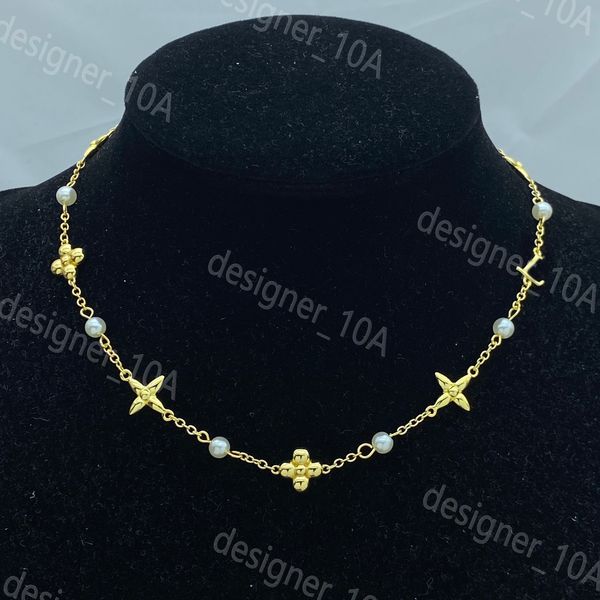 

designer necklaces for women's Elegant 18K gold flower diamonds Valentine's Day Mother's Day Engagement luisses Jewellery silver rose Jewelry Gift