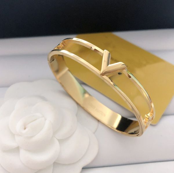 

18K Gold Plated Classic Bracelets Women Bangle Luxury Designer Jewelry Crystal Stainless Steel Lovers Gift Bangles Mens Bracelet with Box