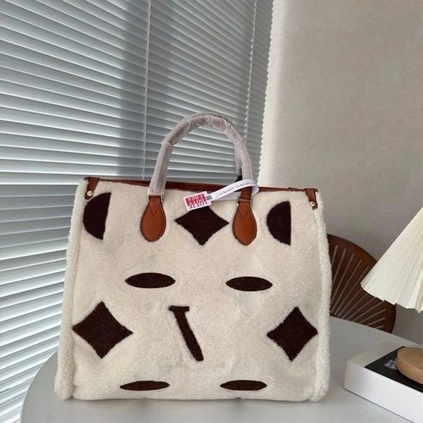 

Designer Tote Bag Luxury Women Handbags Pluffy Ladies Shoulder Crossbody Bags Plush Winter Purse Fuzzy Bags Hobobag High, Black