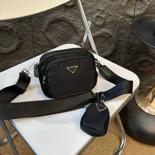 

Designer bags Luxurys Women Woman Classic bags Nylon Camera bag Mobile phone bag Waist bag Shoulder Bag Crossbody Bags Purse Card Ccredit card slot Fortune bags17m, Black