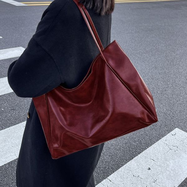 

Tote bag women's bag new autumn and winter Japan and South Korea large capacity soft leather shoulder bag retro casual portable bucket bag, White