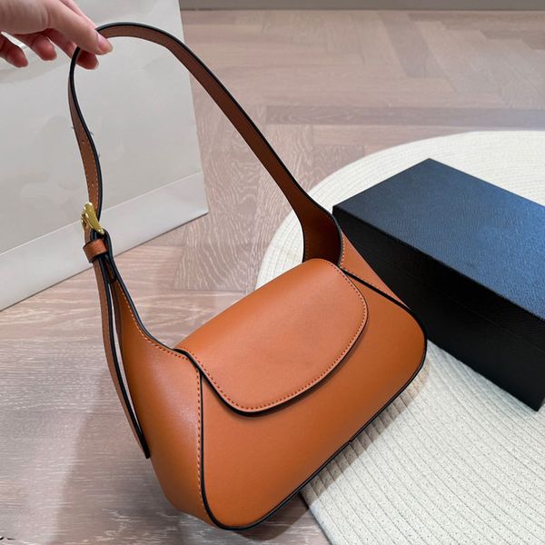 

Real Designer bag Quality leather Women luxurys Shoulder Bag Armpit bag Handbags Messenger Clutch Flap crossbody lady clutch Fortune bag Gilded Hardware 25m, Orange