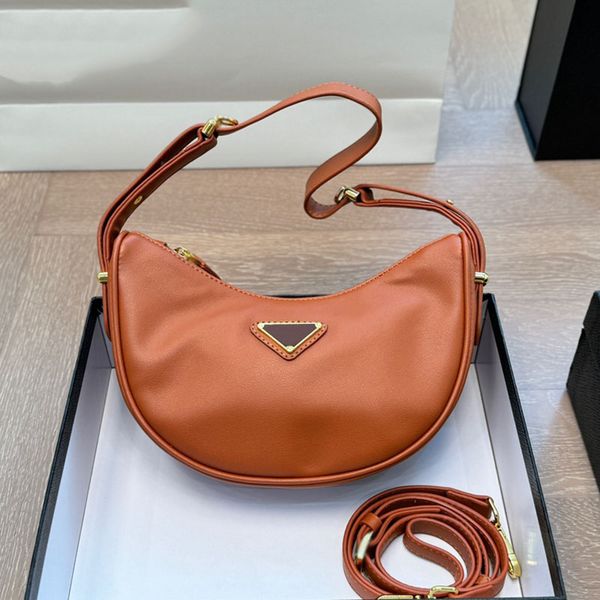 

Designers bags Women Luxurys Leather Shoulder Bags Classic Armpit bag Handbags Tote Crossbody Zip Closure Women Hobo Ladies Underarm Fortune Bag 22m, Black