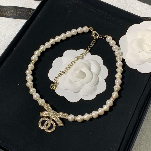 

Luxury Brand Designer Necklaces Pendants Crystal Pearl Letter Choker Designer Necklace Chain Wedding Jewelry Gift Accessories