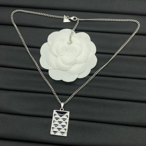 

Designer Geometry Pendant Necklace Women Necklace Brand Luxury Jewelry Designed Choker Chain Wedding Party Jewelry Gifts