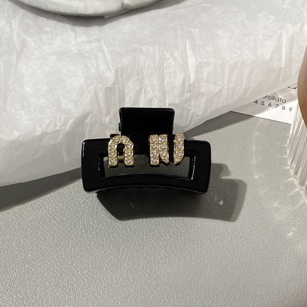 

High Quality Designer Letter Small Hair Clamp Womens Hair Clips Black HairJewelry Hair Clip Headdress Accessories