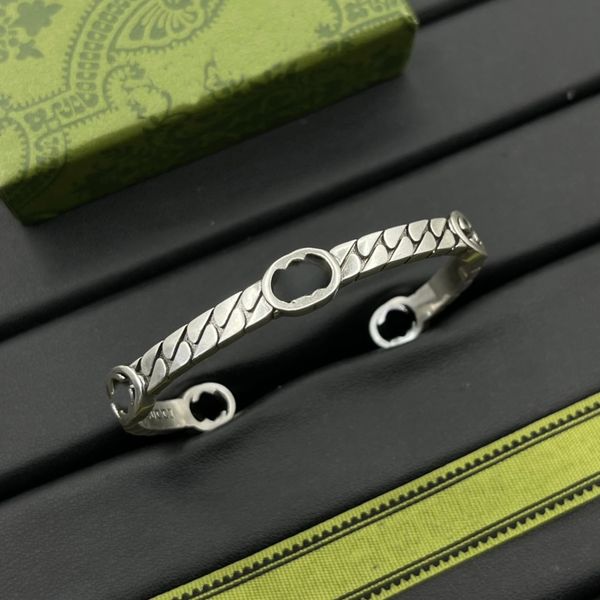 

Luxury Women Bracelet Designer Gold Bracelet Woman Brand Designer Stainless Steel Open Cuff Bangle Bracelets Jewelry Party Gift