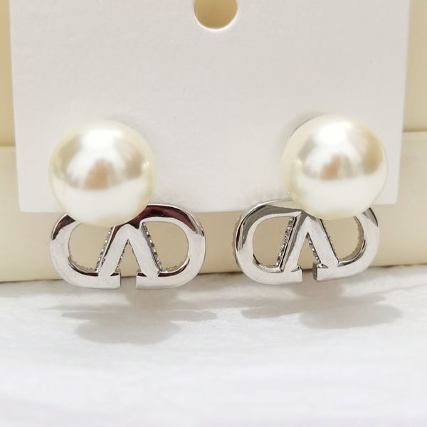 

Earring for woman letters full diamond earrings female brass material premium sense full diamond zirconium front and back wear earrings niche design earrings