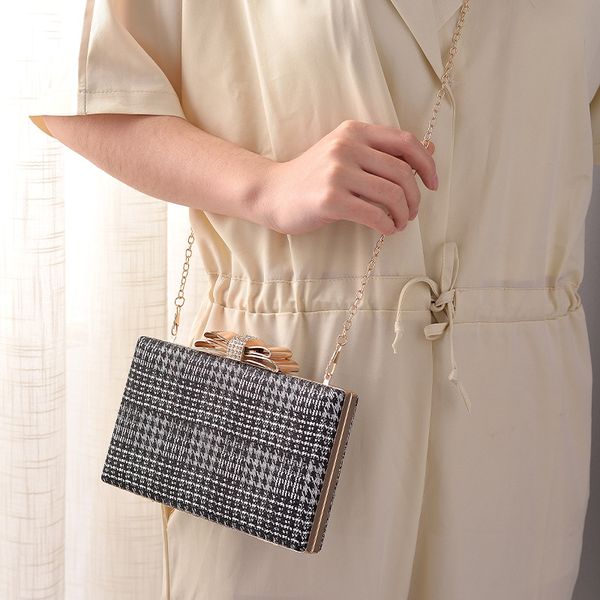 

New socialite style dress bag Bow Black dinner bag Diamond embellish hold bag Small fragrance dress bag, Pink