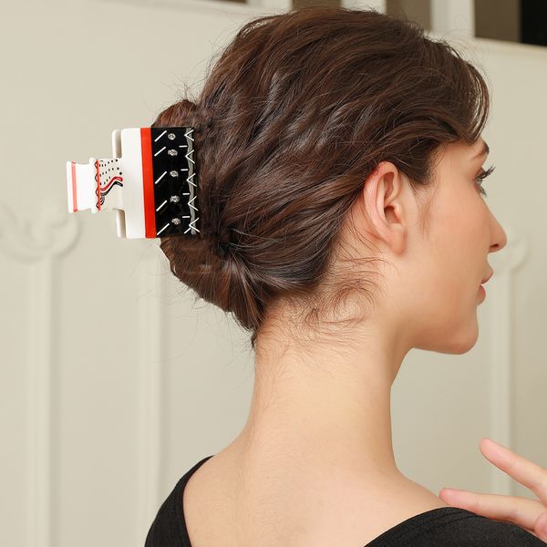 

With diamonds playing cards JQK styling acetic acid scrunchie clip headdress hair clips coiffure hair accessories back of the head