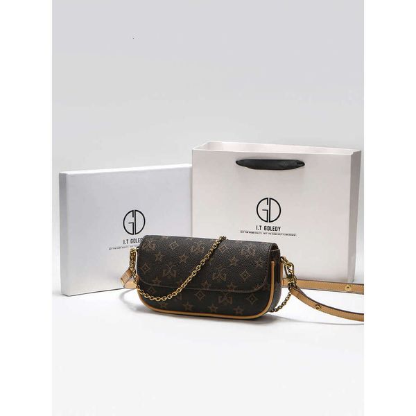 

Fashion handbag bag women Designers Shopping Shoulder bags Classic pattern Appliques leather chain Crossbody Messenger Female wallet, Brown