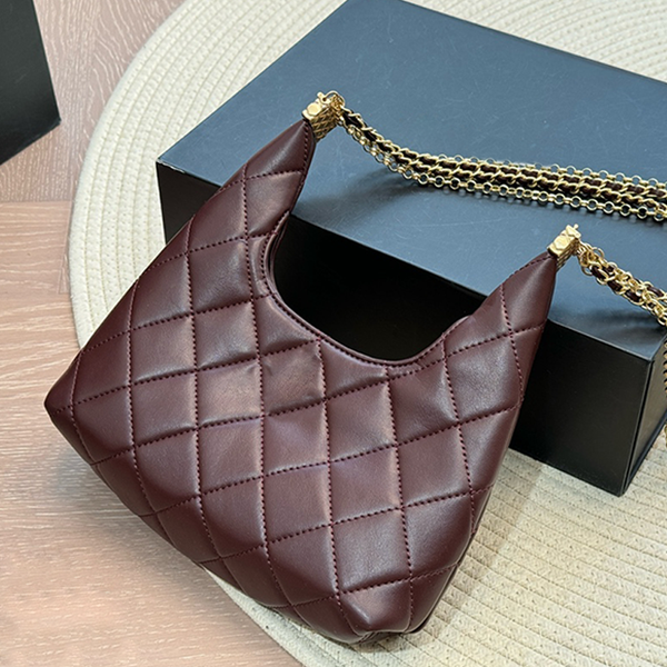 

Vintage hobo bag luxury designer bag women's shoulder bag handbag practical skew bag classic diamond bag fashion chain commuter bag large capacity shopping bag, White