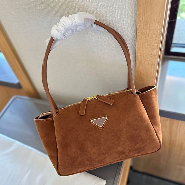 

Designer bag luxurys Zipper Fashion Suede Hobo Armpit bag Shoulder Bag Half Moon Package Autumn and winter Crossbody Bag saddle bag Messenger Bag Fortune Bag 26m, Brown