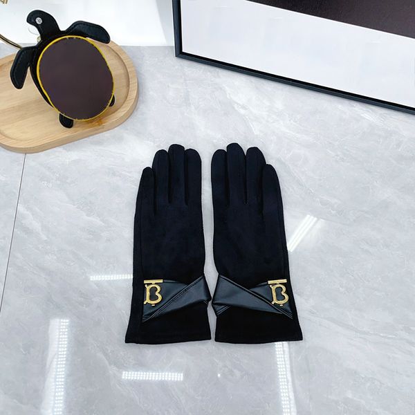 

Designer Men Autumn Gloves Warm Luxury Winter Womens thickening Knitted glove Five Fingers Colds proofs Touch screens Mittens