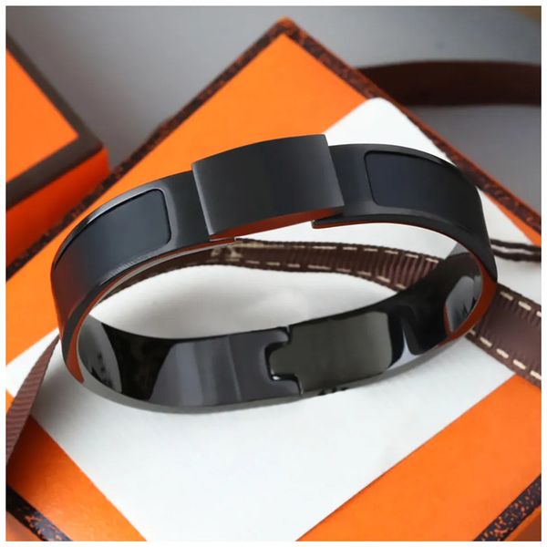 Clic gold bracelet classics bracelets women men designer jewelry silver titanium steel High quality non fading unisex party gift lovers couples bracelet man bangle