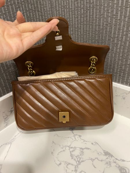 

2024 new single shoulder crossbody fashion trend all-match casual cowhide large size women's bag, Red