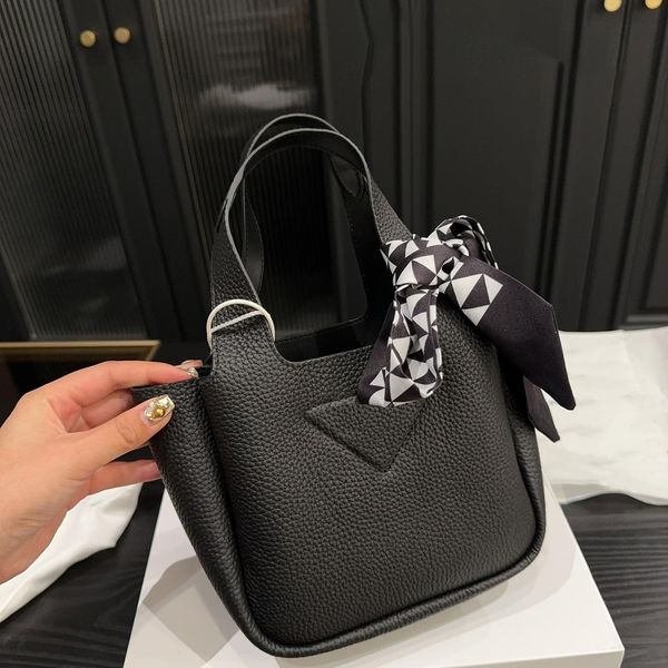 

Designer Bag Women Classic Letter Tote Bag PU Internal Spacing Large Capacity Shop Bags 4 Colors Available Handbags Multiple Occasions, P1-18x16cm