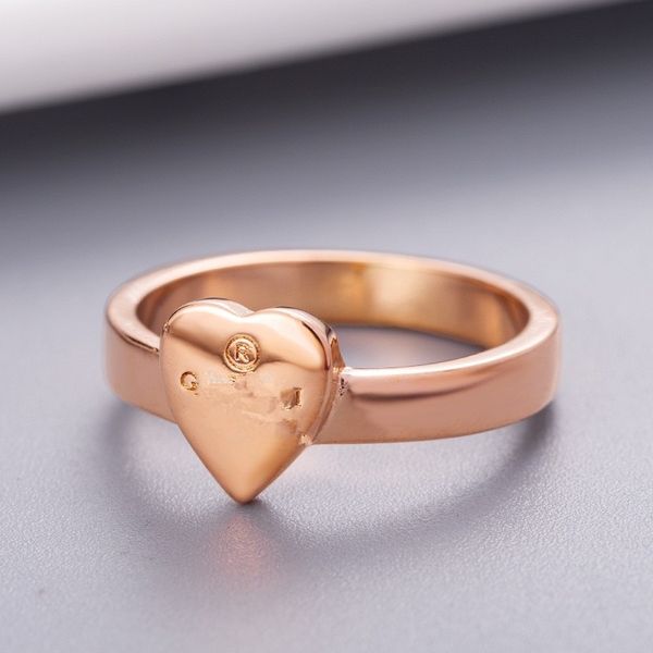 

Designer rings diamond ring heart-shaped ring engagement ring diamond-studded with titanium steel Classic gold and silver available in diameter1.7-2cm No fading