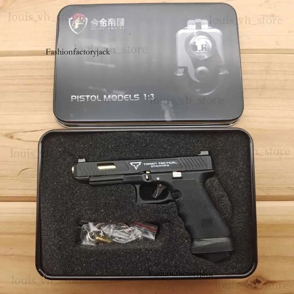 

2023 New G34 TTI Taran Tactical Alloy G17 Pistol Keychain 1 3 Scale Shell Eject Free Assembly Mini Gun Fidget Toy T230816