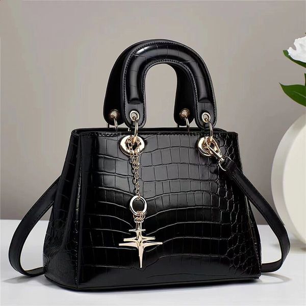 

Luxury Leather Designer Bag Handbags High Quality Underarm bag Shoulder Bags Fashion Purses Designer Woman handbag #with box, 17cm#05