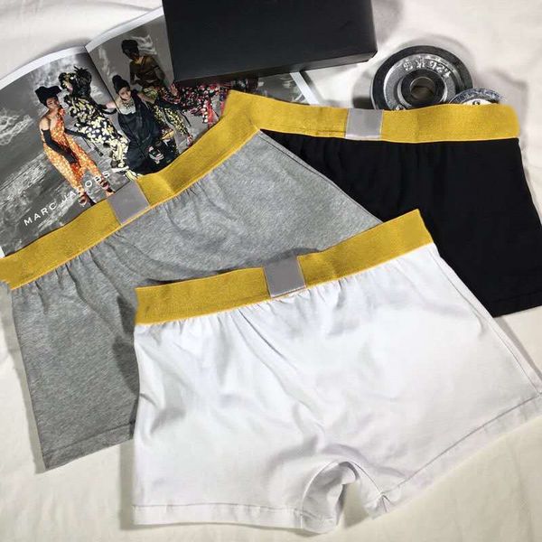 

Designers brand Sexy Mens for men Underpants Shorts UnderPantie Underwear Cotton Male Luxury Breathable Comfortable Designers brand Brief For, 1lot=3pcs=3color