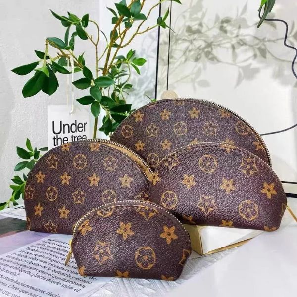 

2020 fashion Women cosmetic bags organizer famous makeup bag travel pouch make up bag ladies cluch purses organizador toiletry bag 4pcs set, Brown grid