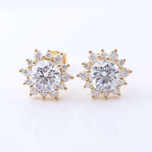 

Hot Wholesale Ladies Unique Small Fancy Shiny 14K Gold Diamond Moissanite Stud Crystal Women Fashion Earrings