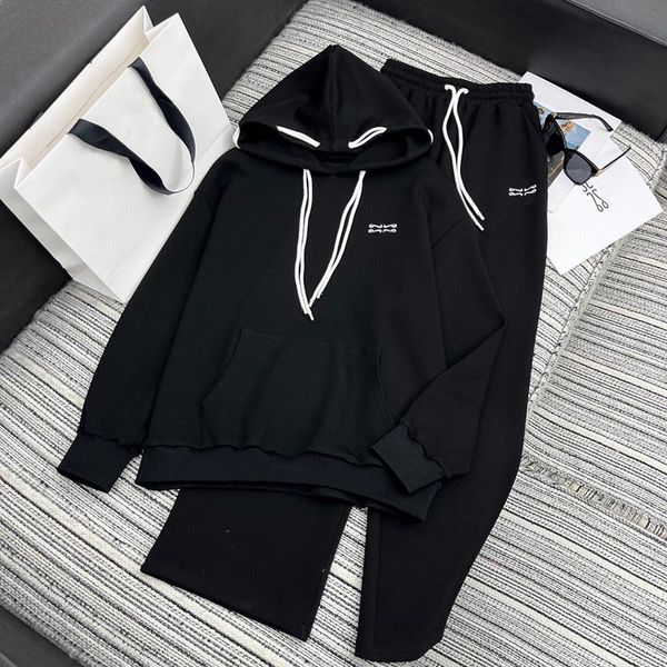 

Fashion Womens Tracksuit 24FW Women Two Piece Sets Stylist Simple Causal Hoodie Clothing Stylist Casual Sport Set Long Sleeve S-L