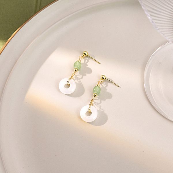 

Designer Stud Earring Vintage Imitation Jade Plated Charm Stud Earrings Back Mother-of-Pearl Stainless Steel Gold Studs for Women wedding Jewelry gift