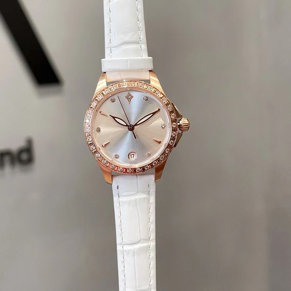 

AAA fashion designer women's watch quartz movement 316 stainless steel case small red book lq, Yellow