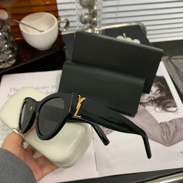

2024 Sunglasses for Women and Men Designer Y Slm6090 Same Style Classic Cat Eye Narrow Frame Butterfly Glasses with Box