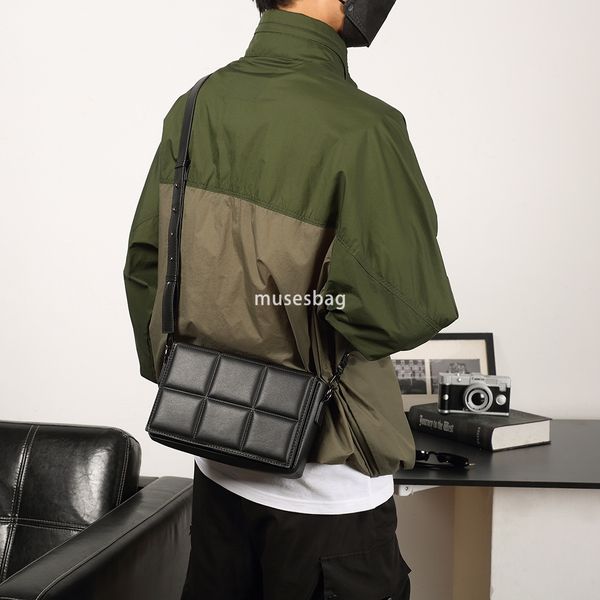 

New trendy plaid soft leather bag, business casual men's bag crossbody shoulder bag niche small square bag wholesale, Black