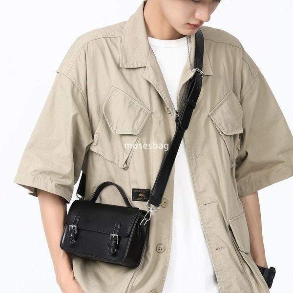 

New crossbody bag for men trendy mailman casual PU unisex shoulder bag casual hand-held small square bag, Black
