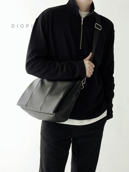

New men's trendy commuter crossbody bag with high-end feel large capacity leather shoulder bag casual mailman bag for men, Black