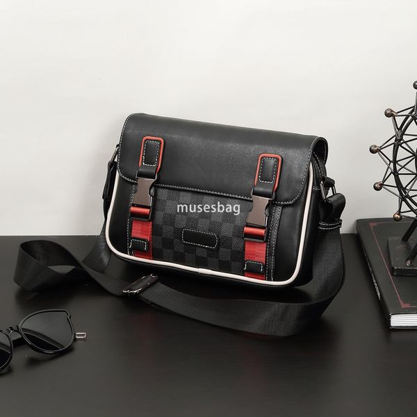 

New men's casual horizontal commuting business small shoulder bag messenger crossbody bag small bag iPad shoulder bag, White