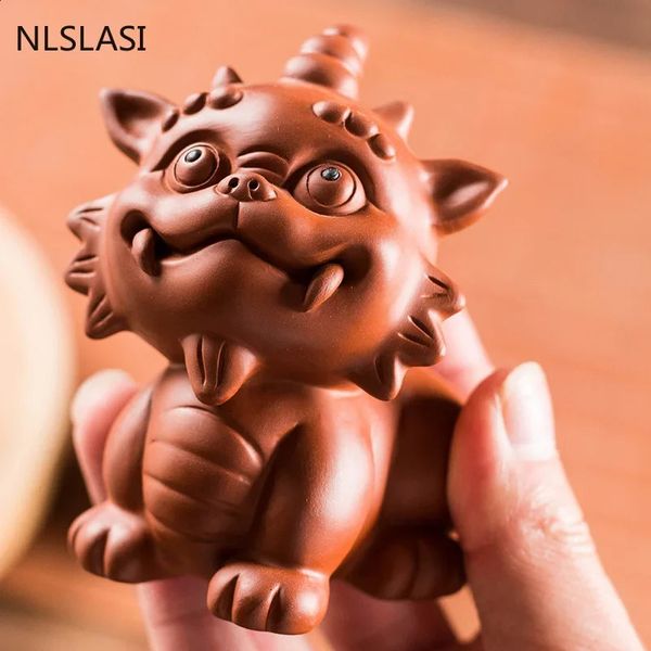 2026 New Yixing Zisha Clay Lion Sculpture Handmade Tea Pet Decoration Crafts