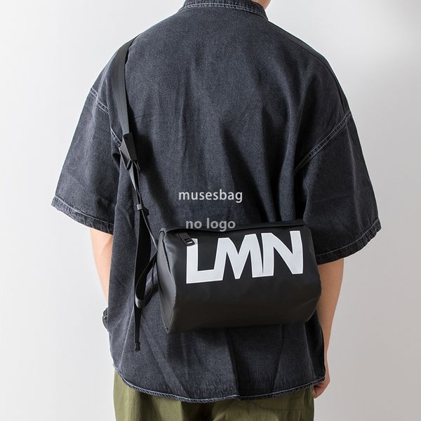 

Japan and South Korea fashion waterproof shoulder bag men and women color ins trend crossbody bag personality bucket bag leisure commuting bag, Green