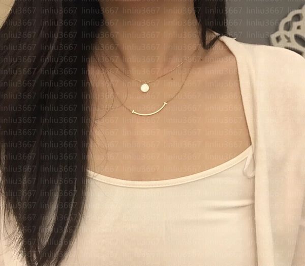 Mini necklace Designer necklace mother of pearl for woman with diamonds v-gold 18K Gold Plated Valentine's Day gift Luxury Classic Necklaces Designer Chain