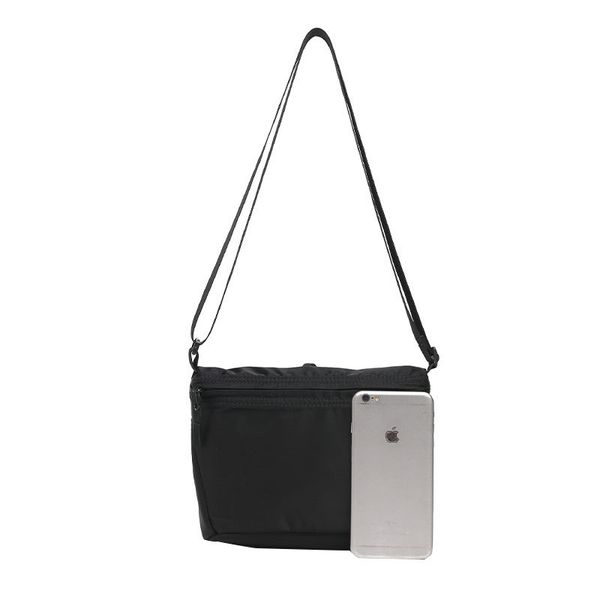 

Manufacturers direct for outdoor sports crossbody bag men's chest bag satchel simple canvas bag fashion brand tooling crossbody bag, Red