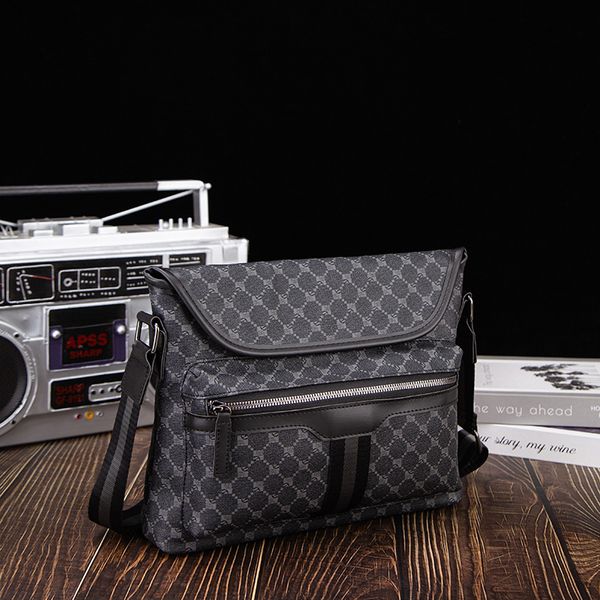 

Fashionable men's shoulder bag flip padded leather men backpacks multifunctional leisure street personality polka dot Messenger bag fashion handbag wholesale, Black