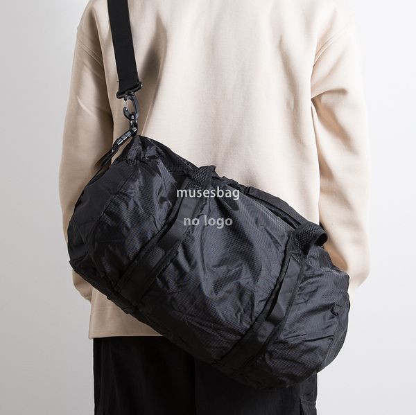 

Men's and women's lightweight foldable duffle bag Personality stylish sports fitness bag Casual short trips outdoor handbag, Blue