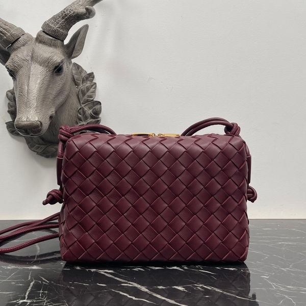 

Designer woven bag Designer messenger bag Luxury woven small square bag Genuine leather woven bag Women personalized bag Fashion casual bag Valentine's Day bag bags, B19