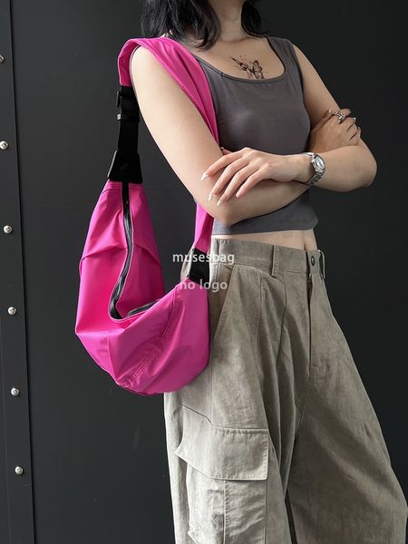 

New high quality casual Oxford cloth crossbody bag simple large capacity lightweight single shoulder bag dumplings shape unisex croissant, White