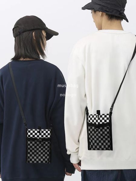 

Single shoulder simple net bag mobile phone bag sweet cool checkerboard crossbody bag all fashion small square bag classic lightweight small bag, Black