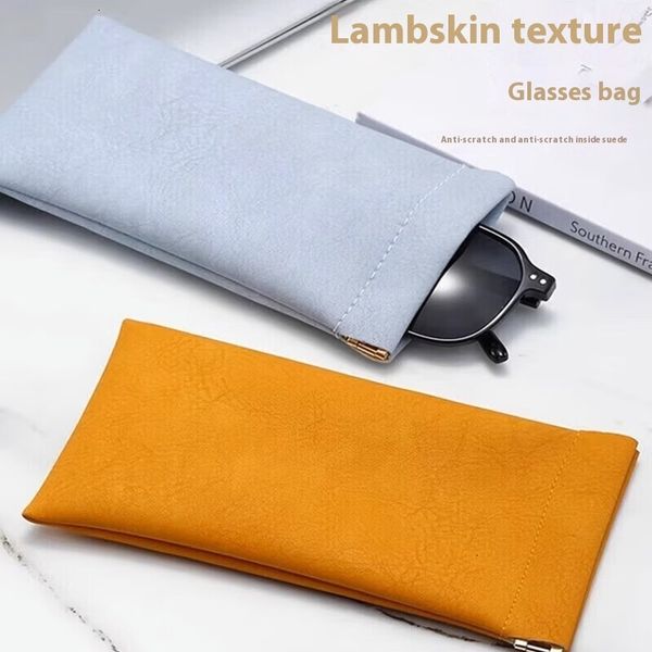 

Bullet shaped eyeglass bag, sunglasses storage bag, automatic closure, portable eye bag, eyeglass bag