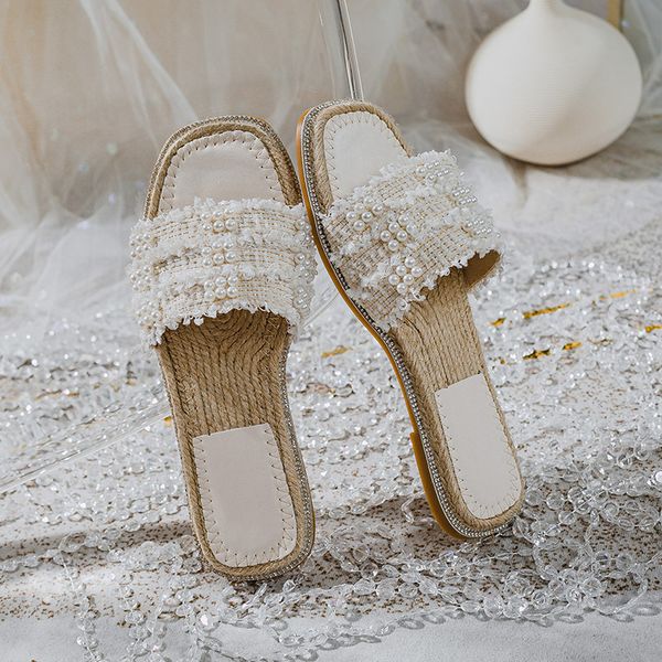 

Street tide summer sandals comfortable straw woven casual women's slippers sweet little fresh pearls embellished fashion sandals Joker linen flat sandals, Black