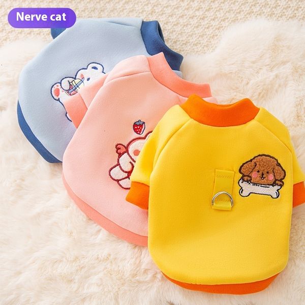 

Stylish Fall Outfit for Felines - Comfy Hooded Sweater with Anti-Shedding Features