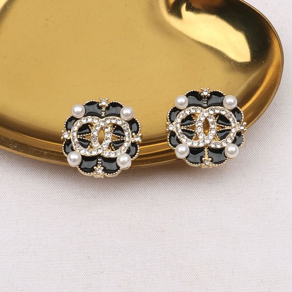 

Gold Sier Letters Stud Geometric Earings Designer for Famous Women Long Eardrop inlay Crystal Rhie Pearl Earring Bride Wedding Party Jewerlry Gifts