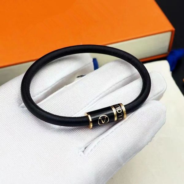 New Designer Bracelets charm Leather Buckle Beads Hand Rope Men Women Couple Bracelets Jewelry